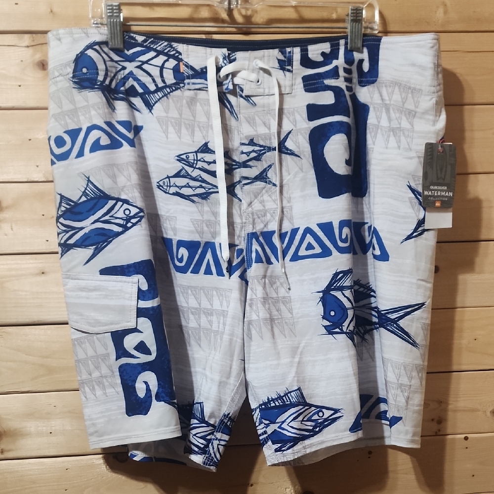 Quicksilver Waterman Board Shorts Size 38  NWT